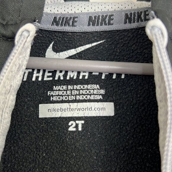 Nike Therma-fit black hooded full zip sweatshirt fleece lined EUC 2T - Picture 7 of 10